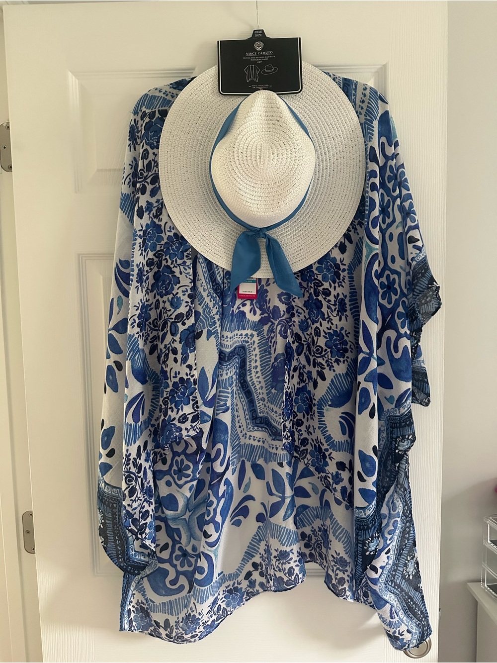 NWT Vince Camuto Ruana Wrap and Matching Hat Set